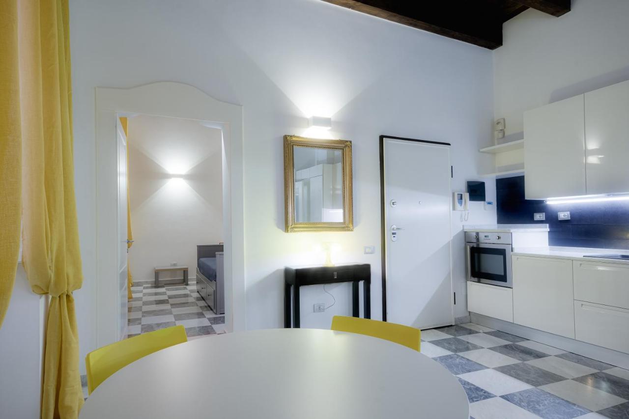 カリアリRight House - Characteristic Marina Districtアパートメント エクステリア 写真