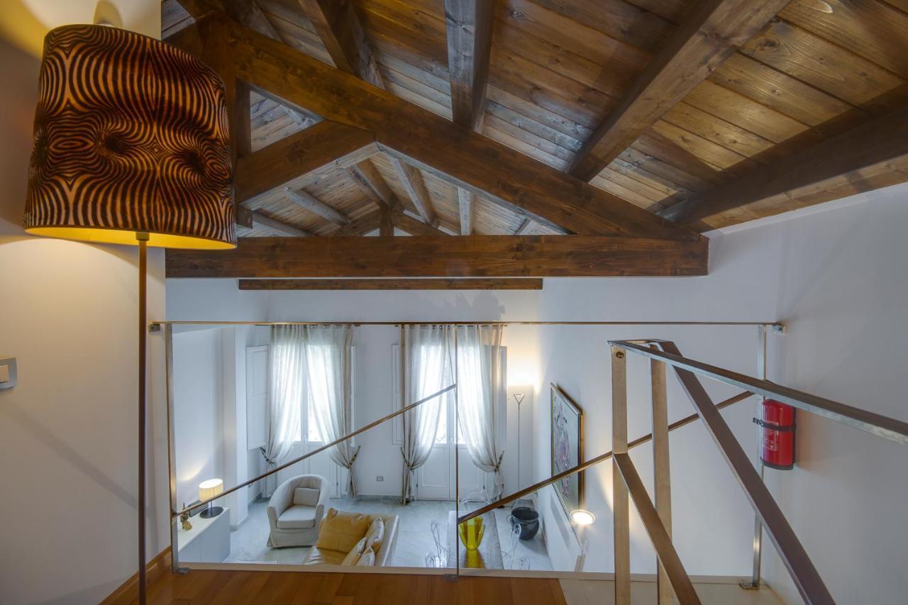 カリアリRight House - Characteristic Marina Districtアパートメント エクステリア 写真